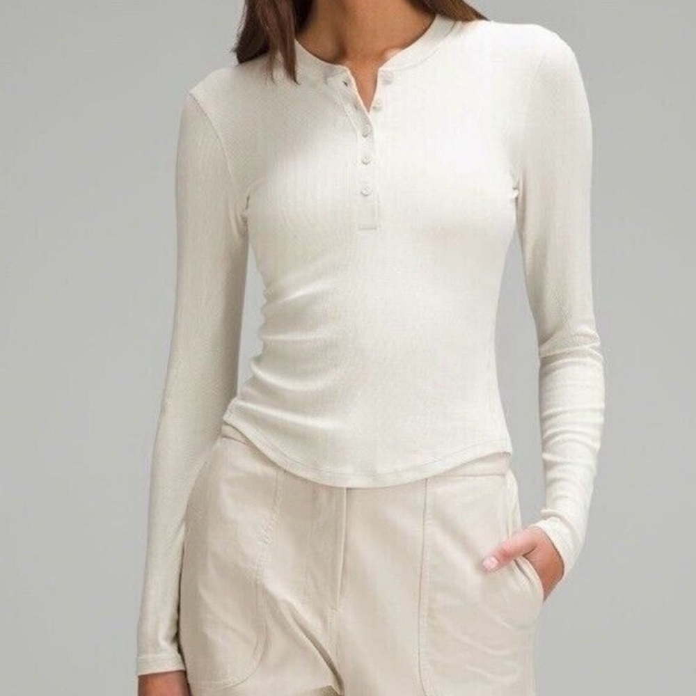 Lululemon Hold Tight Long Sleeve Henley Top Bone Casual Knit Size 6 🍂🍁🍂🍁